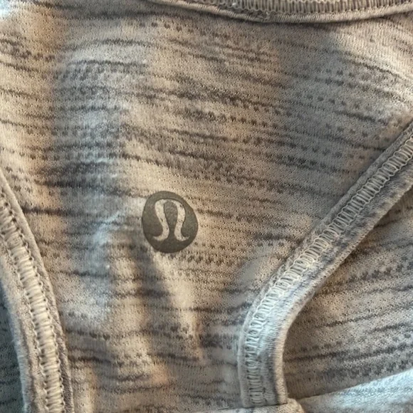Lululemon Racer Back Tank Top 🥰🥰 - Picture 3 of 3